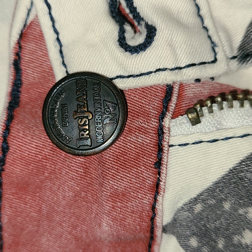 Iris Jeans - Picture 7 of 12